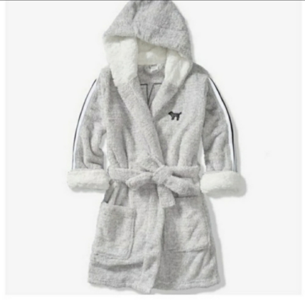 LAST💕Size XS/S PINK VICTORIA'S SECRET SHERPA ROBE - Picture 2 of 5